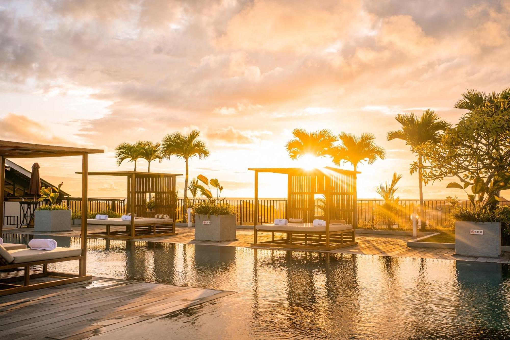Cross Paasha Bali Seminyak Hotell Exteriör bild