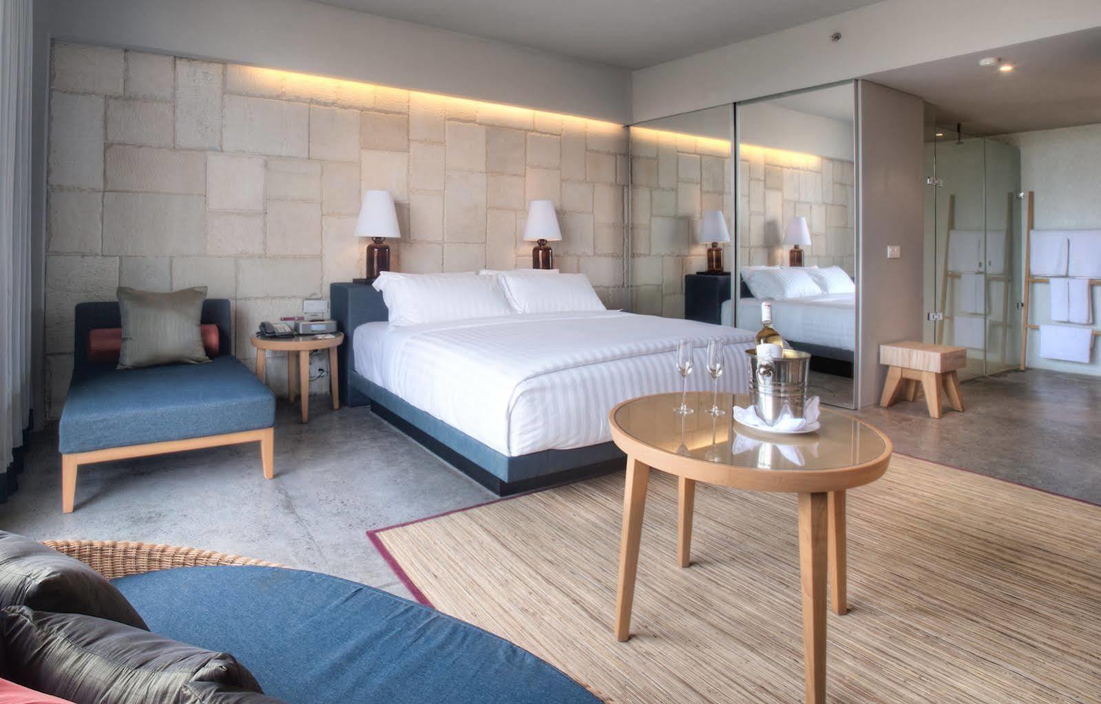 Cross Paasha Bali Seminyak Hotell Exteriör bild